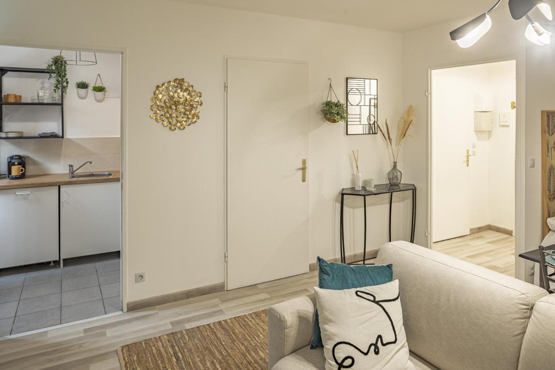Julia Home, Madamedemconciergerie Remeš Exteriér fotografie