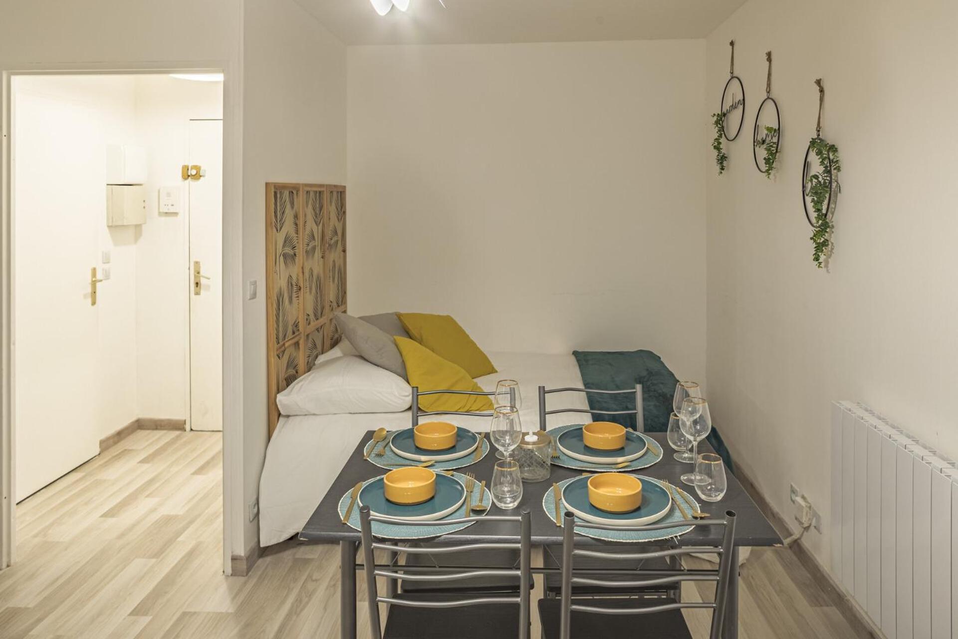Julia Home, Madamedemconciergerie Remeš Exteriér fotografie