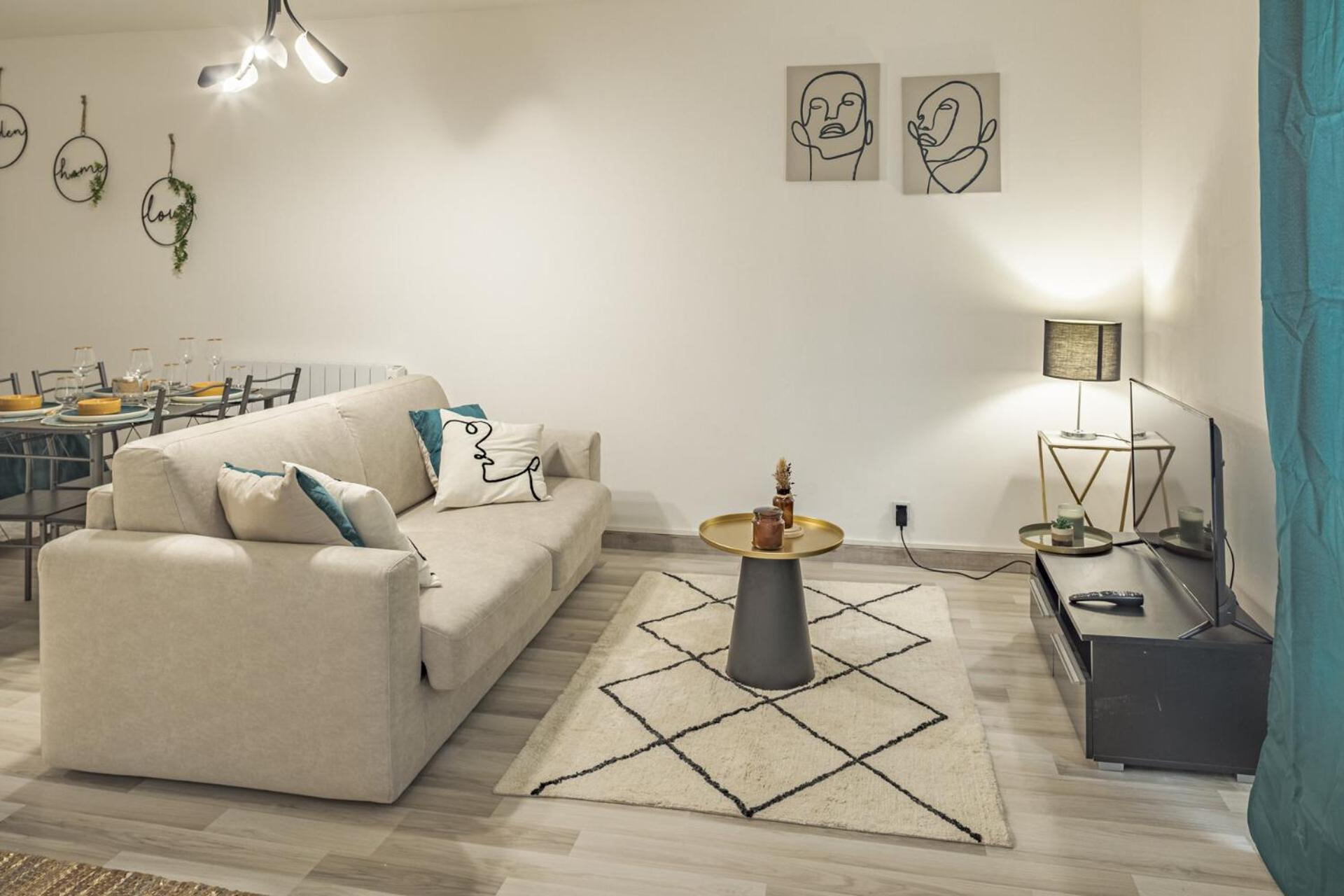 Julia Home, Madamedemconciergerie Remeš Exteriér fotografie